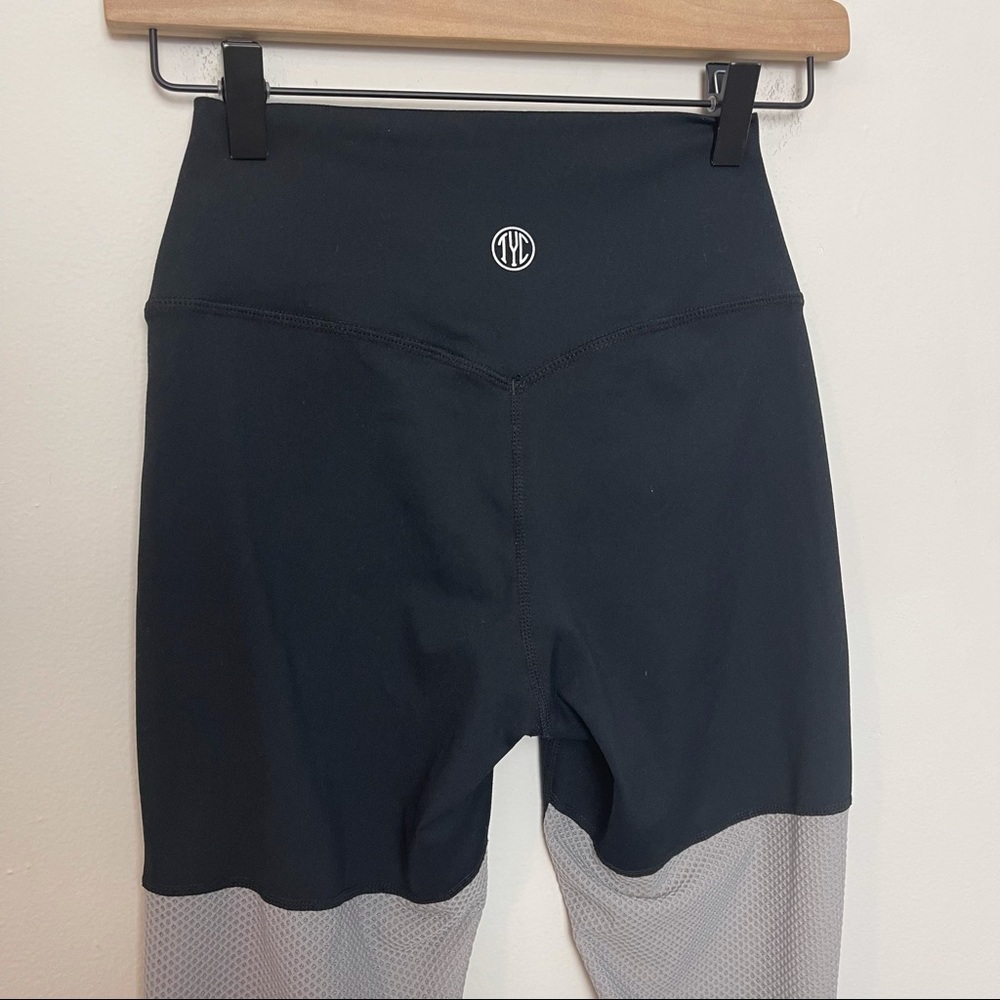 Til You Collapse- Resilient Dual Color Mesh Athle… - image 8